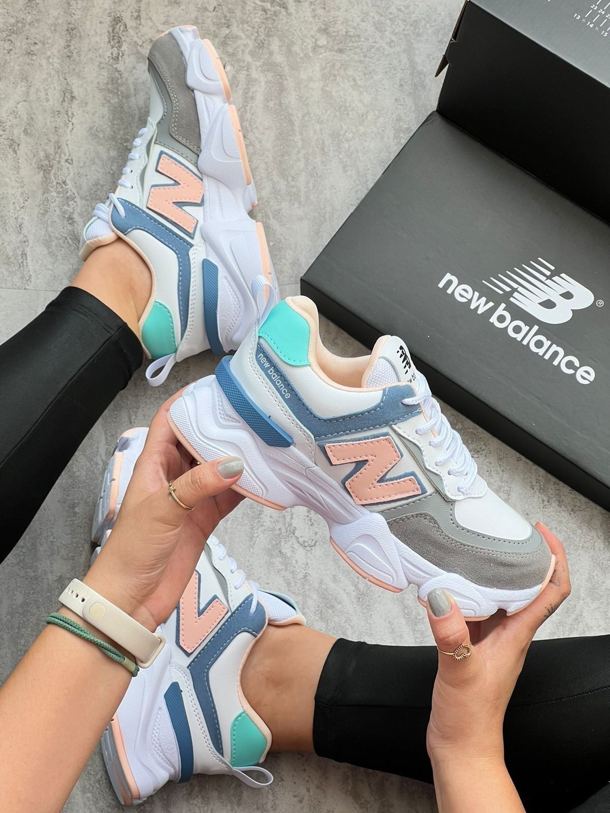 NEW BALANCE TRACTOR