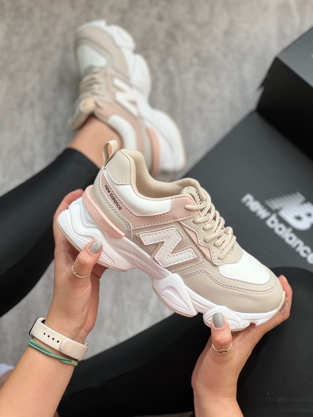 NEW BALANCE TRACTOR